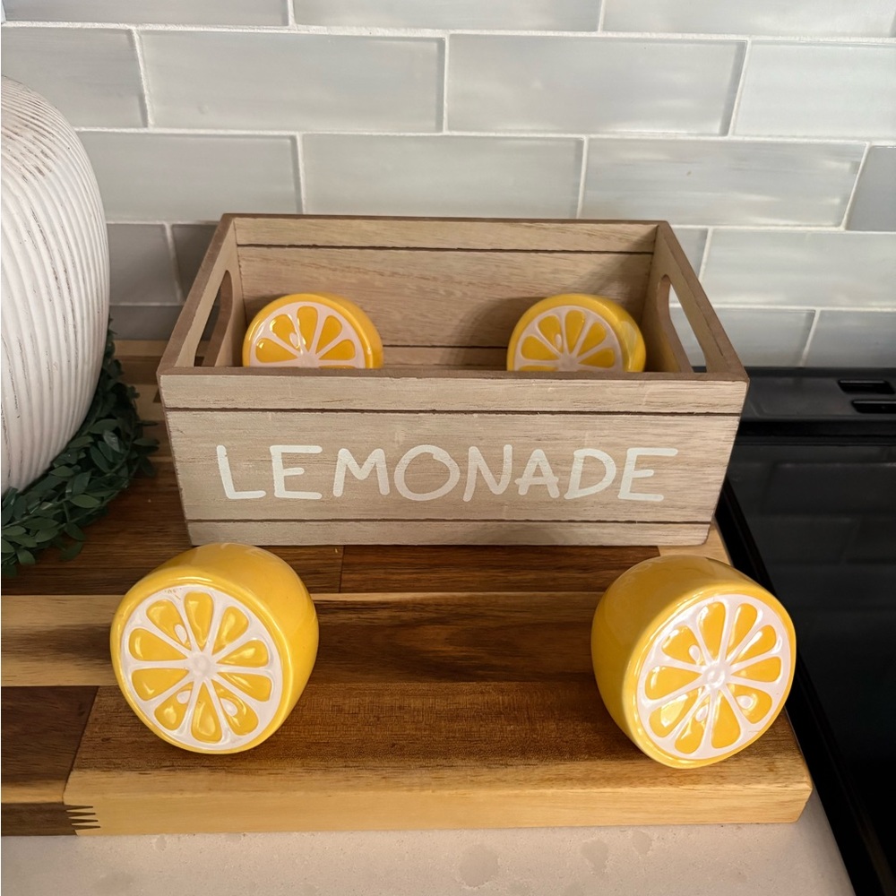 Target Lemonade Crate with 4 Lemons Threshold Ceramic Fruit Half Lemon Decor